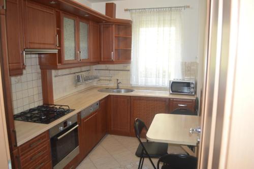 Telepes Apartman - image 2