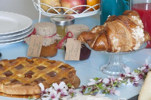 Ēdiens un dzērieni, Il bosco delle torte in Castellinaldo