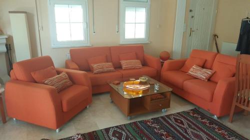  Villa in turkey between Kusadasi and davutlar looking at Greece island Samos in Soğucak