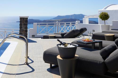 Petit Palace Suites - image 12