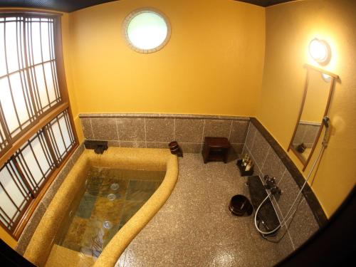 Room with Tatami Area and Hot Spring Bath image 8