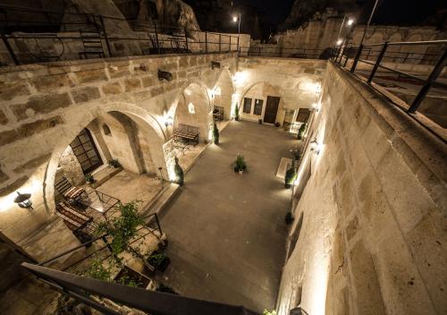 Harkasos Cave Hotel - image 2
