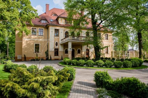 Pałac Ogrodowa - Accommodation - Tarnowskie Góry