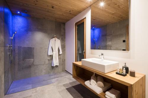 Les Dolomites Mountain Lodges