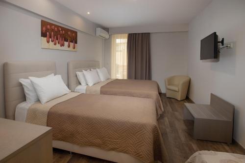 Irini Hotel - image 2