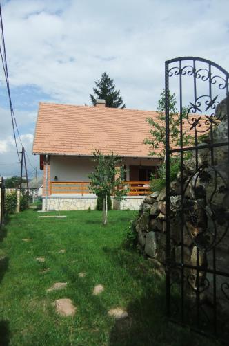 Galambos Pincészet - image 8