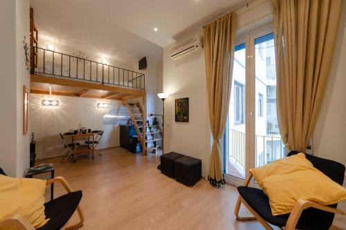 ALTIDO Cosy Apt Perfect for Couples near Piazza De Ferrari gîte à louer Génova