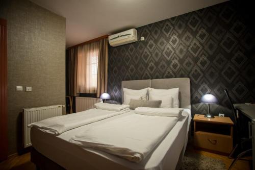 Garni Hotel Radović - image 2