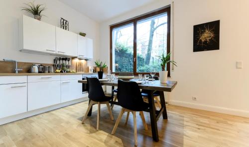 90sqm 2BR Design Gem - outdoor terrace, Berlin (zdjęcie 4)