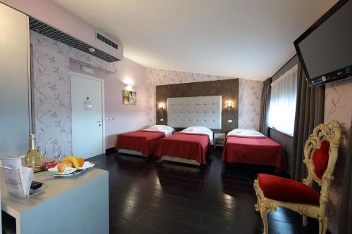 Hotel Relax Roma Nord - image 11