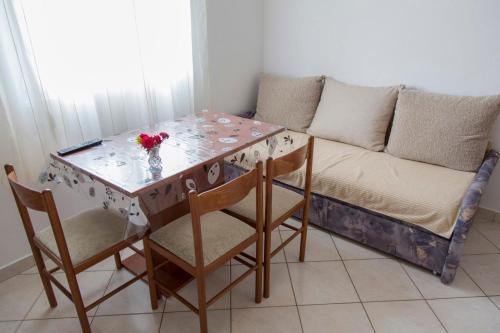 Apartments Beba - image 4
