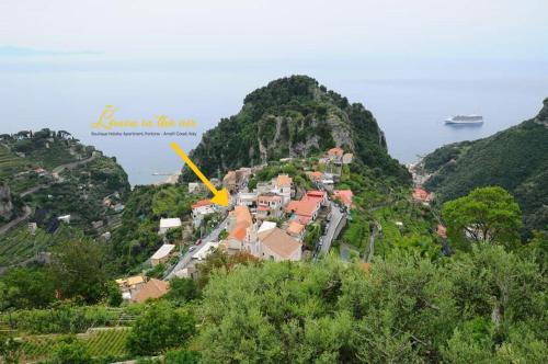 Surrounding environment, Lemon in the Air in Scala