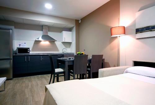 Apartahotel & Spa Jacetania - image 9