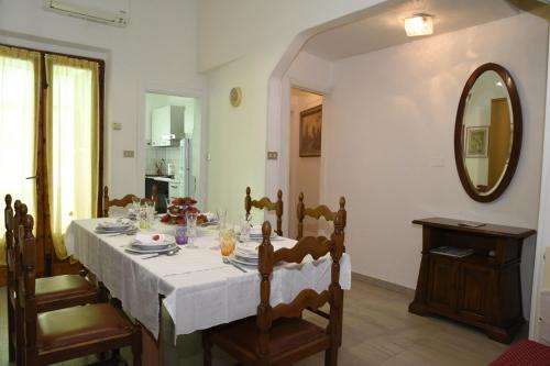  La Casa di Nonna Videlma, Pension in Carrara