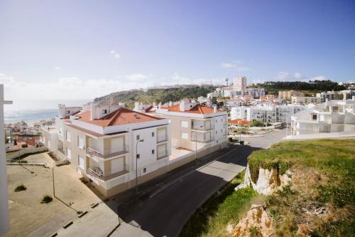 Sky Terrace - Sea Views & BBQ by Silver Prop