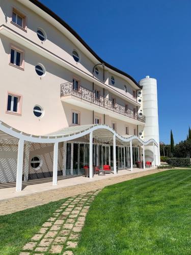 Зовнішній вигляд готелю, Astrea Wellness & Spa in Альтавіла Сілєнтіна