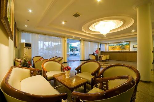 Lobby, Hotel Sinar 2 near Juanda International Airport