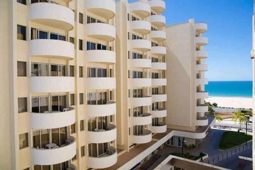 Casa Praia by Real Life Concierge - Beachfront Lovely apartment