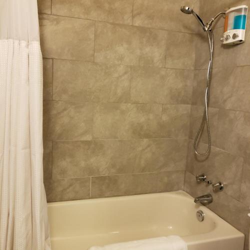 ☆MOUNTAINSIDE COMFORT☆5Min to Golf & Ski