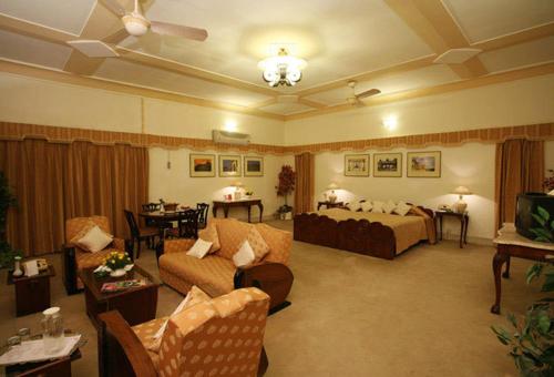 Karni Bhawan Palace Heritage in Cantonment