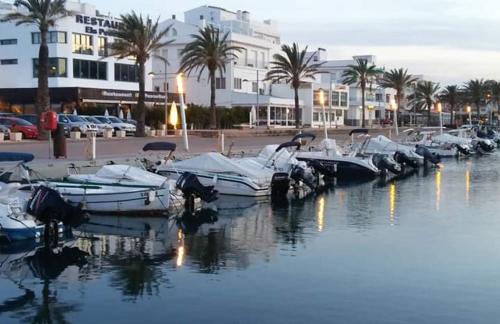 port de llança , LA Miranda