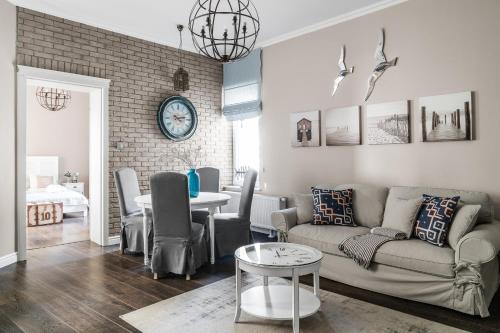 Lion Apartments - Deluxe Rooms - main image