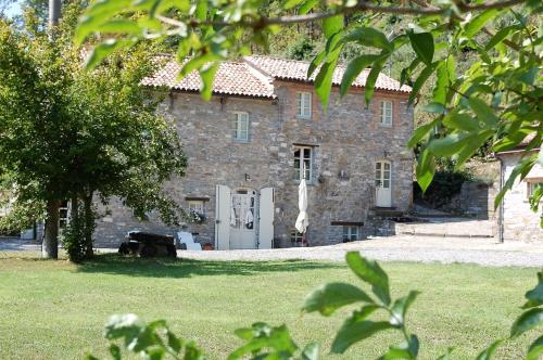 Country-chic b&b, wellness and home restaurant "Il Pozzo e la Macina" 1