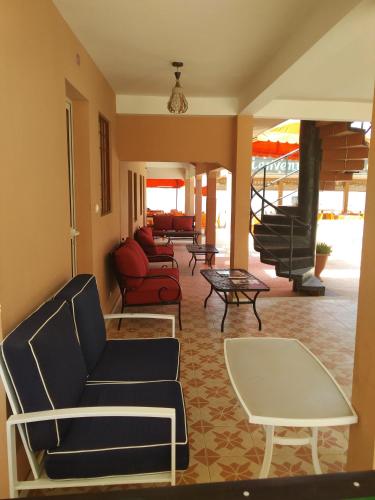Africa 6 Plage – La Somone, NY