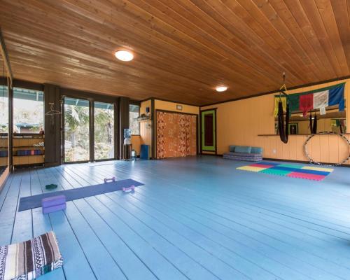 Fitneszközpont, Honu Hale in Fern Forest (HI)