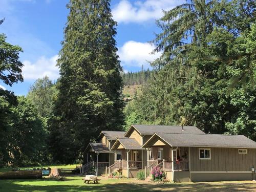 The Cabins at Beaver Creek in Port Angeles