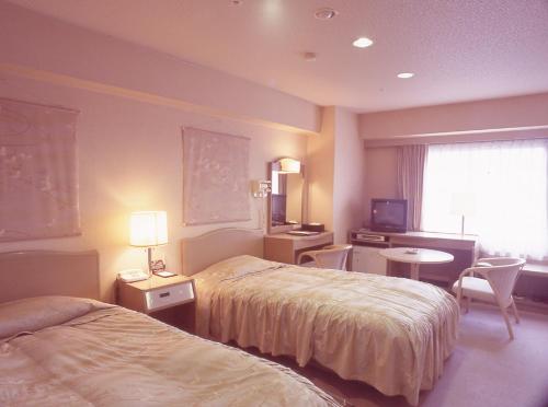 Standard Japanese Room with 8 Tatami