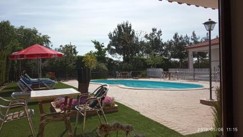  Apartamento con piscina y barbacoa - Casa de Pacas in Bolaños de Calatrava