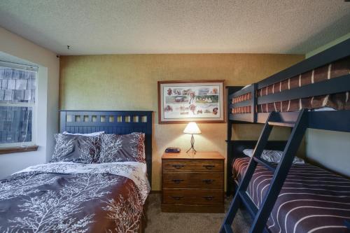 Quickdraw by KABINO Satellite WiFi Awesome Location Sleds Welcome Condo on Golf Course, Island Park (zdjęcie 7)
