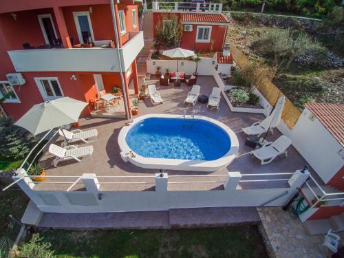 Villa Nostra - image 9