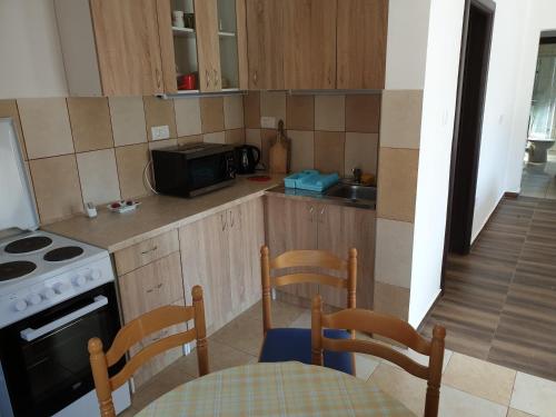 Apartments Montenegro Risan Čučković - image 7