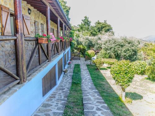 Casa de Pedras Alvas in เซโลริโก เด บาสโต