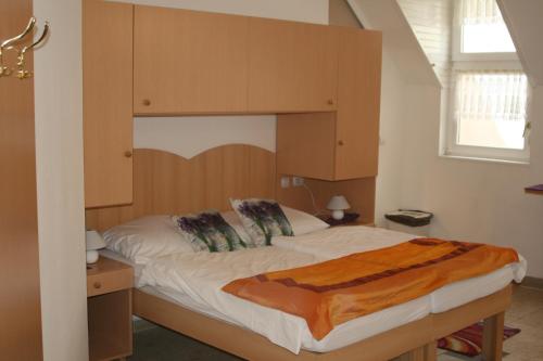  BALATONBIRD, Unterkunft in Győr