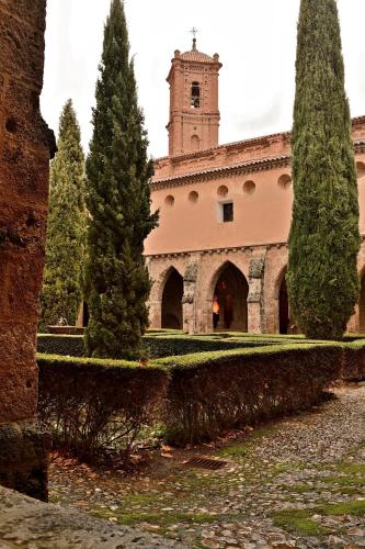 Monasterio De Piedra