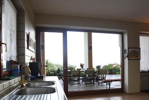 #IoniaHouse Surrel Villa, Тирана (фото 11)