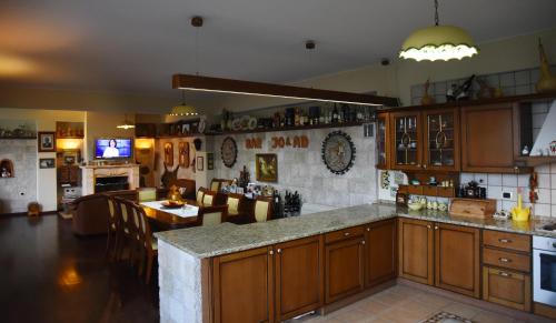 #IoniaHouse Surrel Villa, Тирана (фото 10)