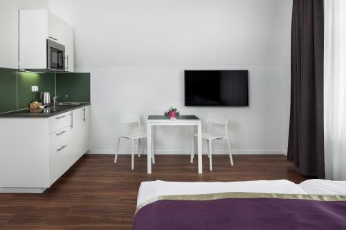Elizabeth Suites - image 13