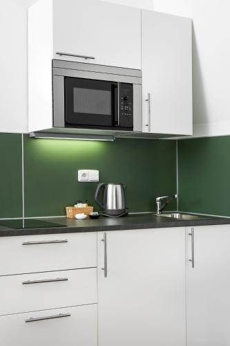 Elizabeth Suites - image 2