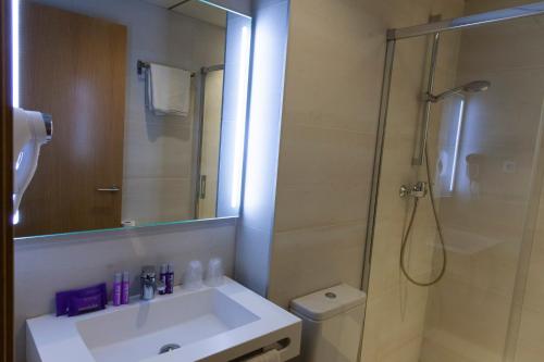 Hostal Paris - image 6
