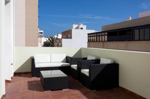 Rooms & Suites Terrace 3A, Арресифе (фото 8)