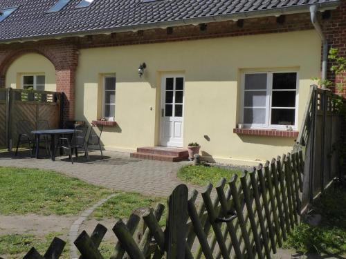 Ferienwohnung Ostseewald in Rostock, Deutschland