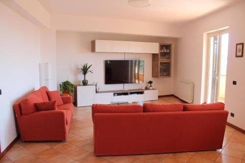  La Grotta Apartment, Pension in Furci Siculo