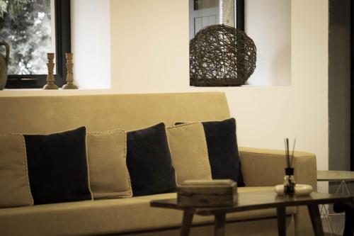 The Bakery Guesthouse in มอนเตกาซ