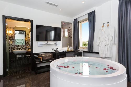 JC Hotel, Rome