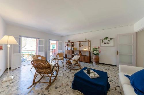 ALTIDO Spacious 2 BR Apt with Terrace at the Heart of the Vernazza