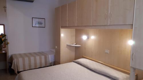 Hotel Villa Dina - image 9